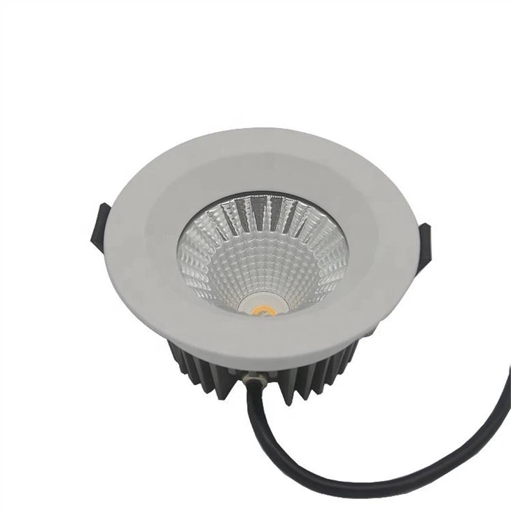 Lumini cu LED-uri de tavan