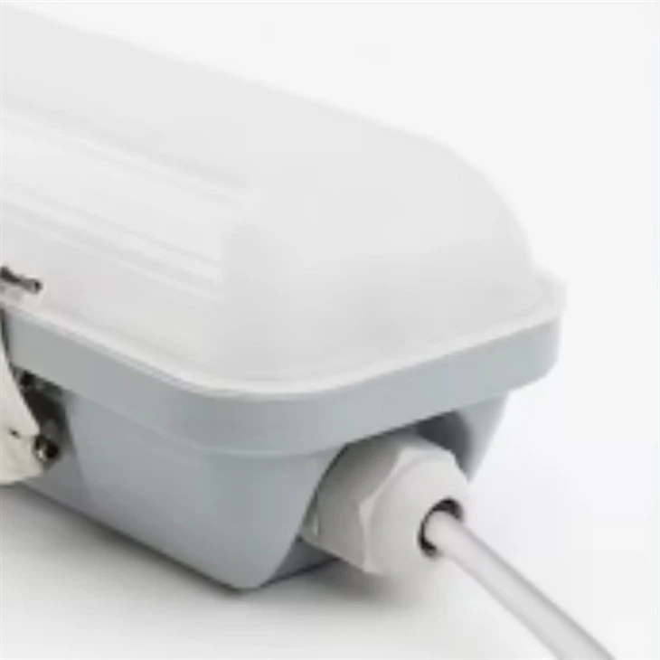 IP65 Waterproof PC Housing LED Tri-proof Light price