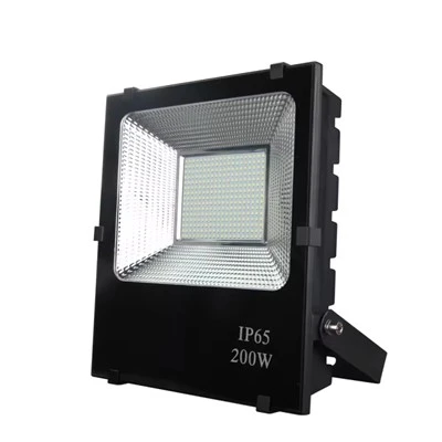 Proiector LED rezistent la apa 150W