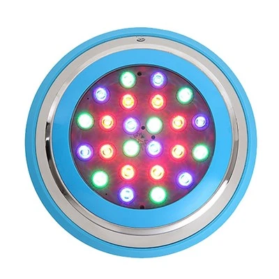Lumini LED pentru zona piscinei