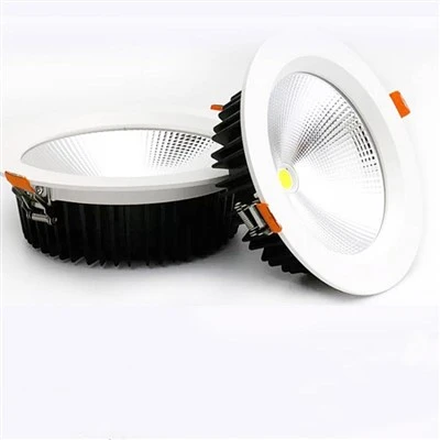 Downlights cu LED tricolor